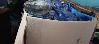 Ropa infantil variada - miniatura 2