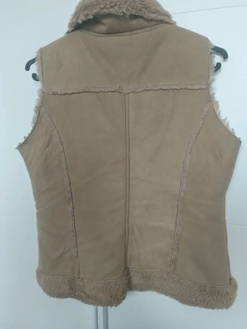 Chaleco de piel sintética beige - 4