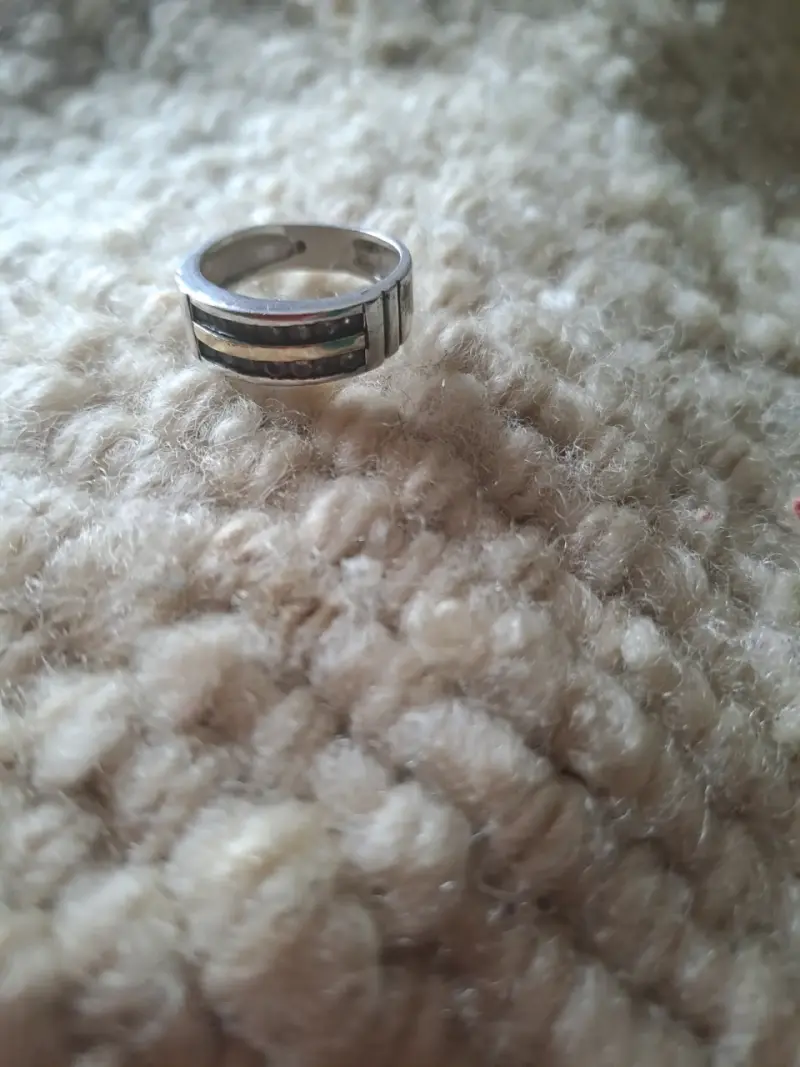 Anillo de plata con detalles - 3