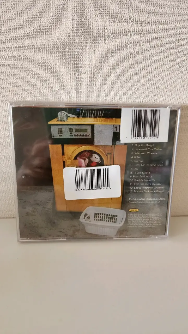 CD Shakira Laundry Service - 2