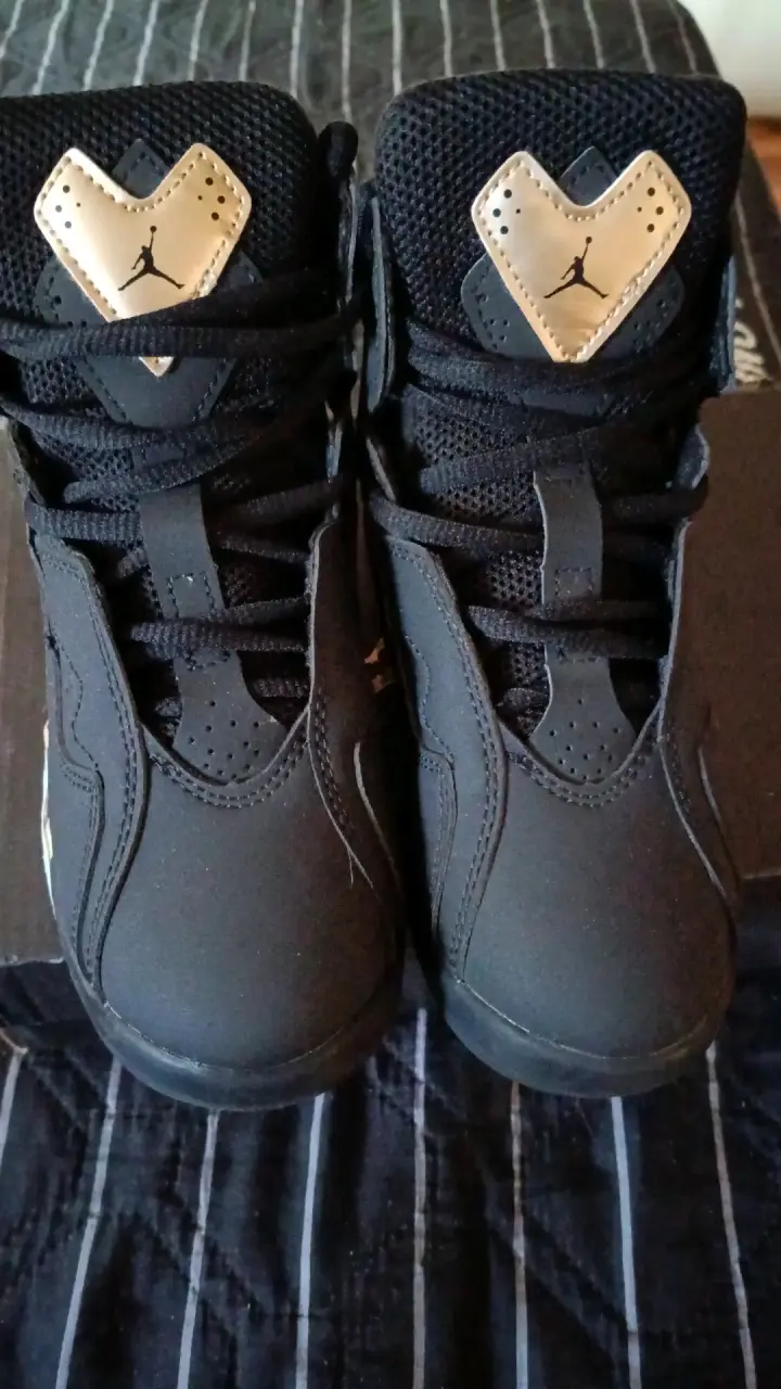 Zapatillas deportivas negras y rosadas - 2