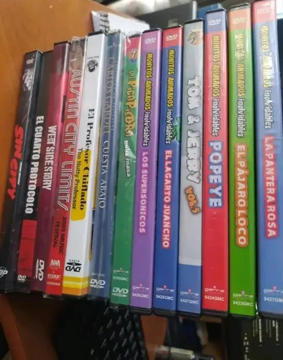 Colección de DVDs clásicos y animados, cinéfilos - 3