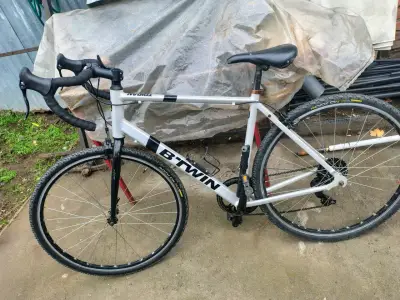 Bicicleta de gravel B'TWIN - miniatura 1