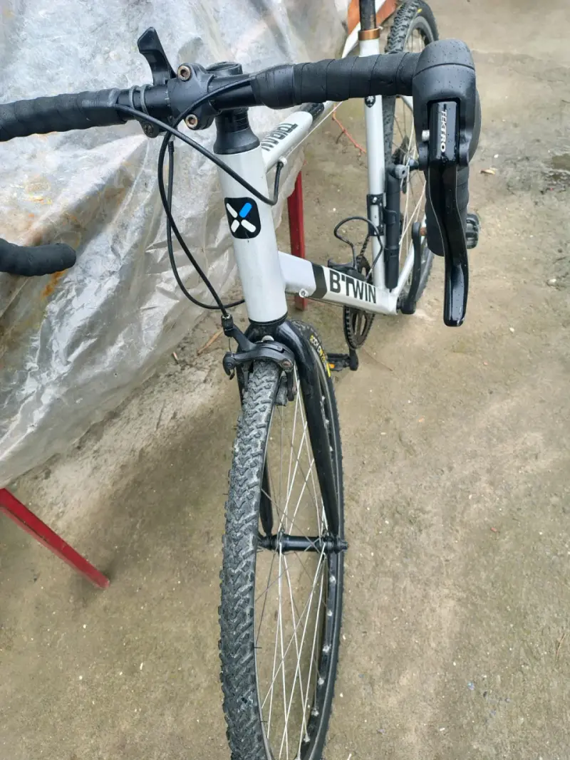 Bicicleta de gravel B'TWIN - 2