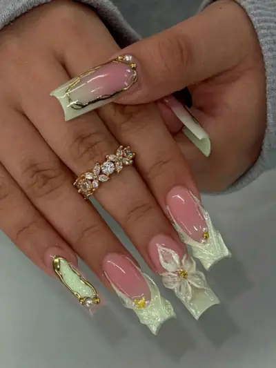 Uñas acrílicas decoradas 3D - miniatura 2