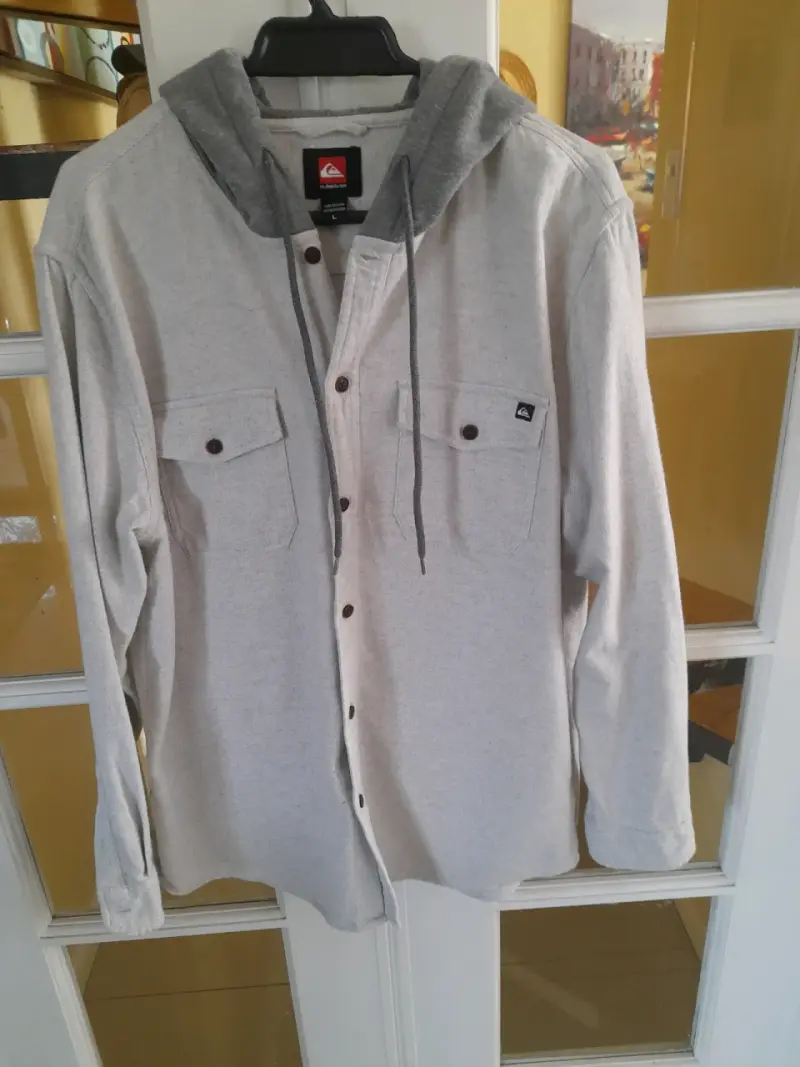 Camisa gris con capucha Quiksilver - 5