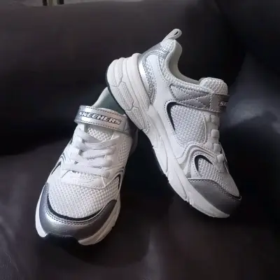Zapatillas Skechers blancas,plateadas niño - miniatura 1