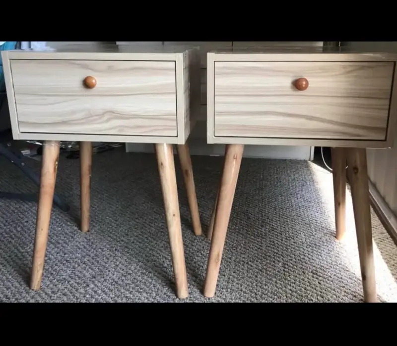 Veladores de madera clara - 1