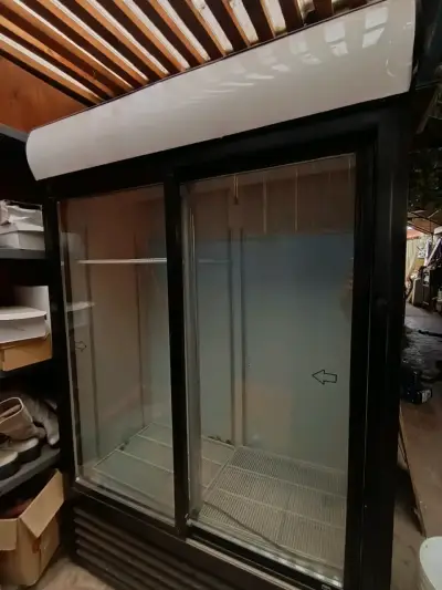 cooler Refrigerador comercial negro - miniatura 2