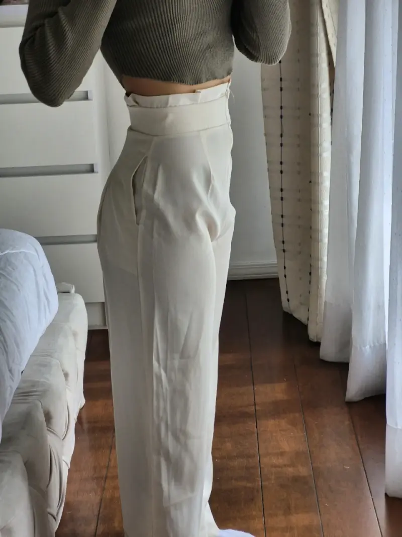 Pantalones beige de tiro alto - 2