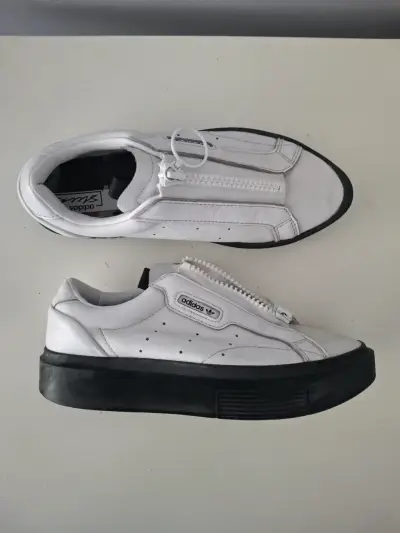 Zapatillas con cierre Adidas - miniatura 1