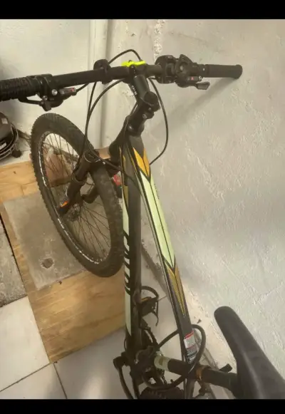 Bicicleta Caloi Monster 29" Amarilla - miniatura 6