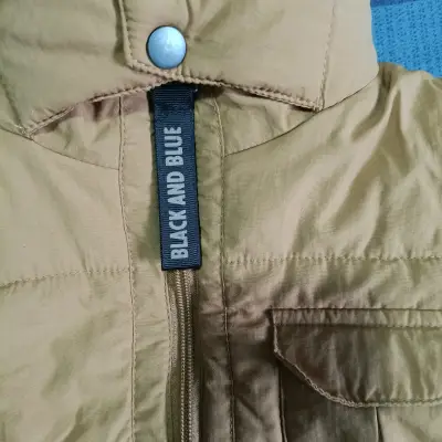 Chaqueta acolchada marrón infantil - miniatura 2