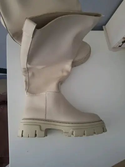 Botas altas beige - miniatura 2