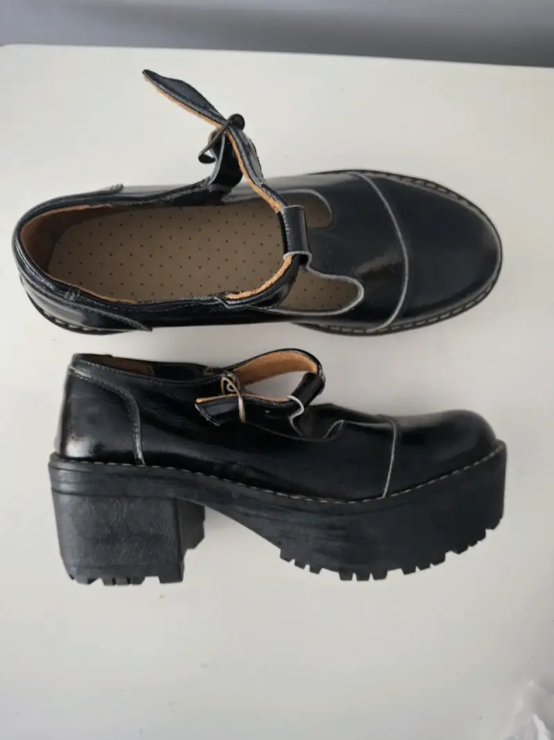 Zapatos negros de cuero - 1