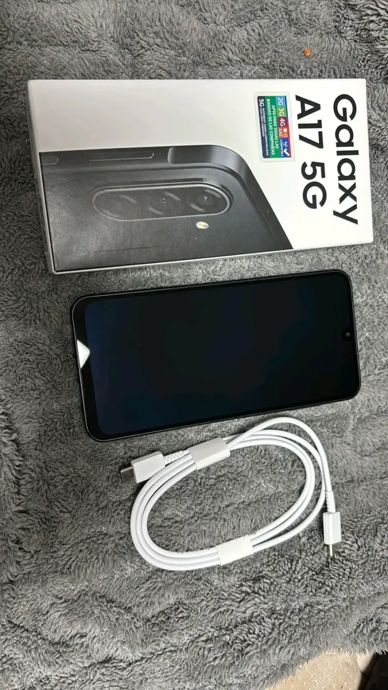 Samsung Galaxy A17 5G negro - 2