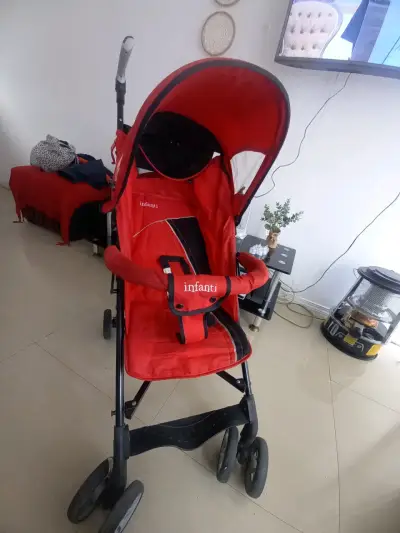 Coche para bebé rojo - miniatura 3