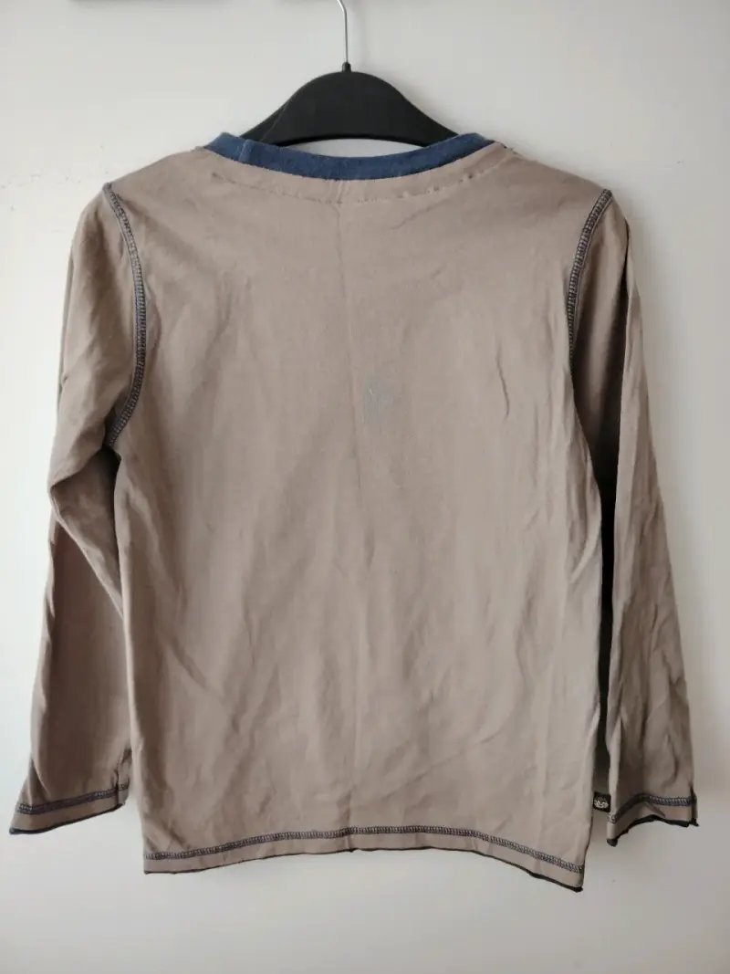 Polera Wile E. Coyote manga larga - 3