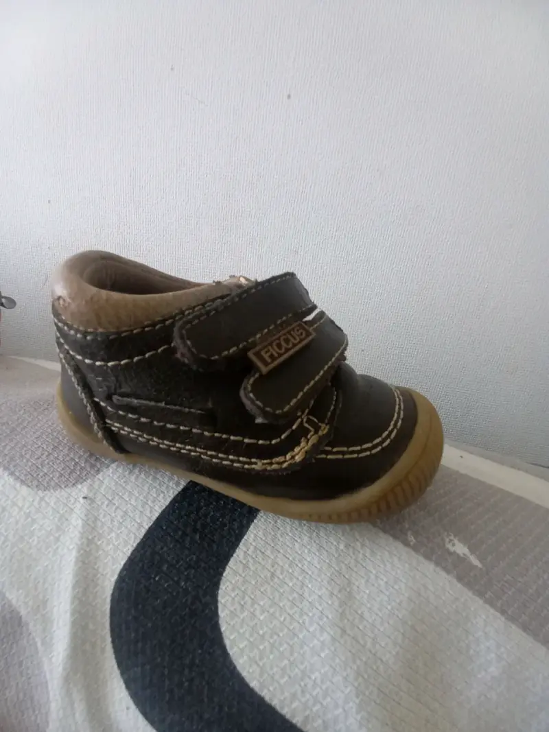 Zapato infantil marrón Ficcús