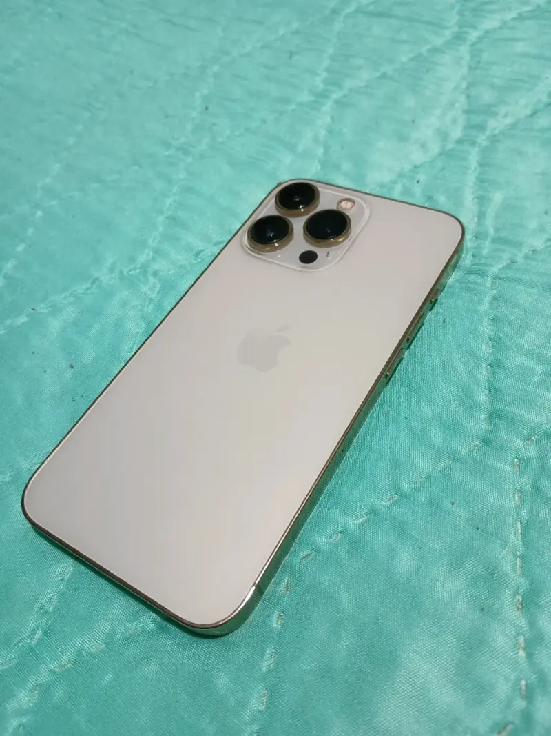 iPhone 13 Pro Gold 128GB - 1