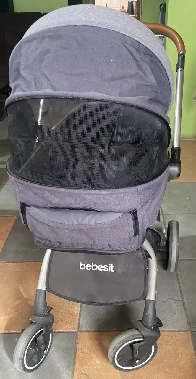 Coche de bebé gris Bebesit - 2