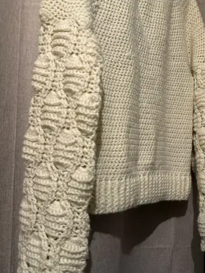 Suéter tejido beige - miniatura 2