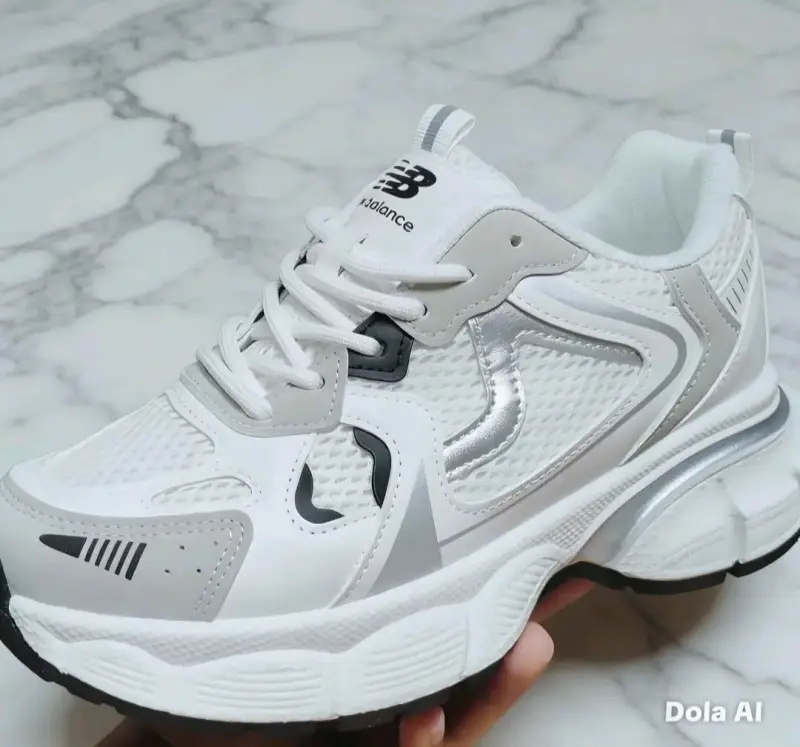 Zapatillas deportivas blancas alternativas
