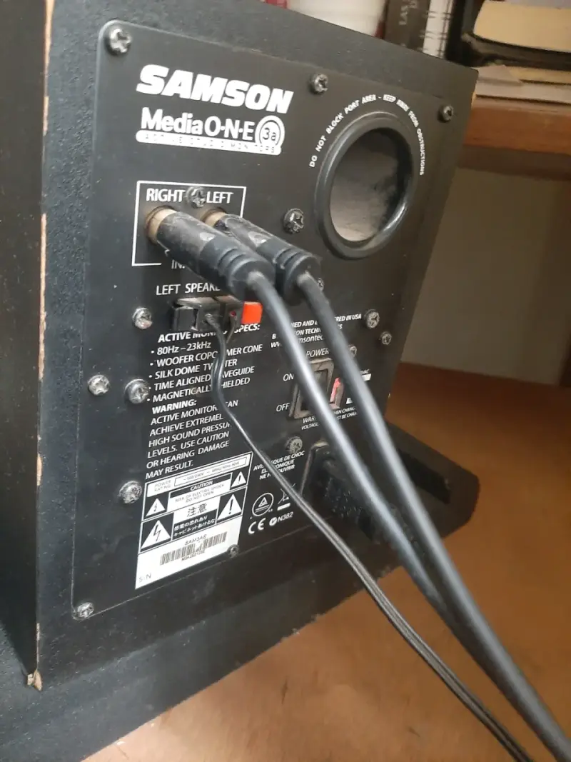 🔊 Samson MediaOne 3A - Monitores de Estudio - 3