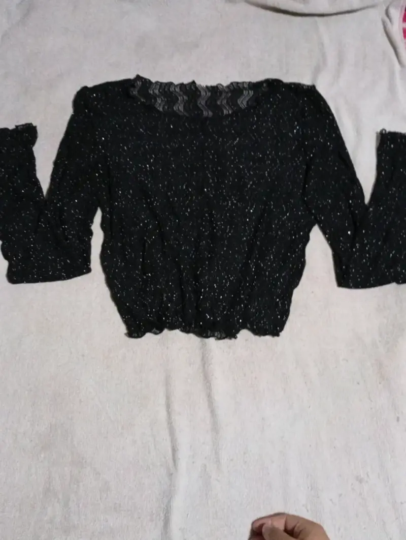 Polera negra brillante - 1