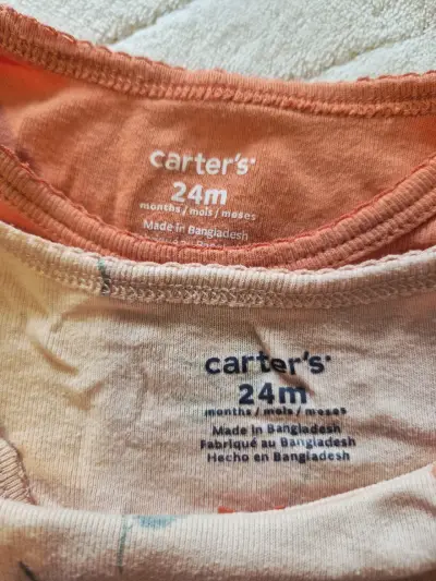 Pack 5 bodys Carter's y H&M niña 18-24 meses - miniatura 4