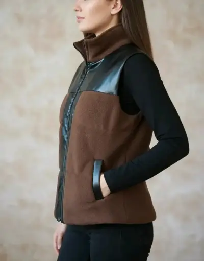 Chaqueta polar café sin mangas - miniatura 1