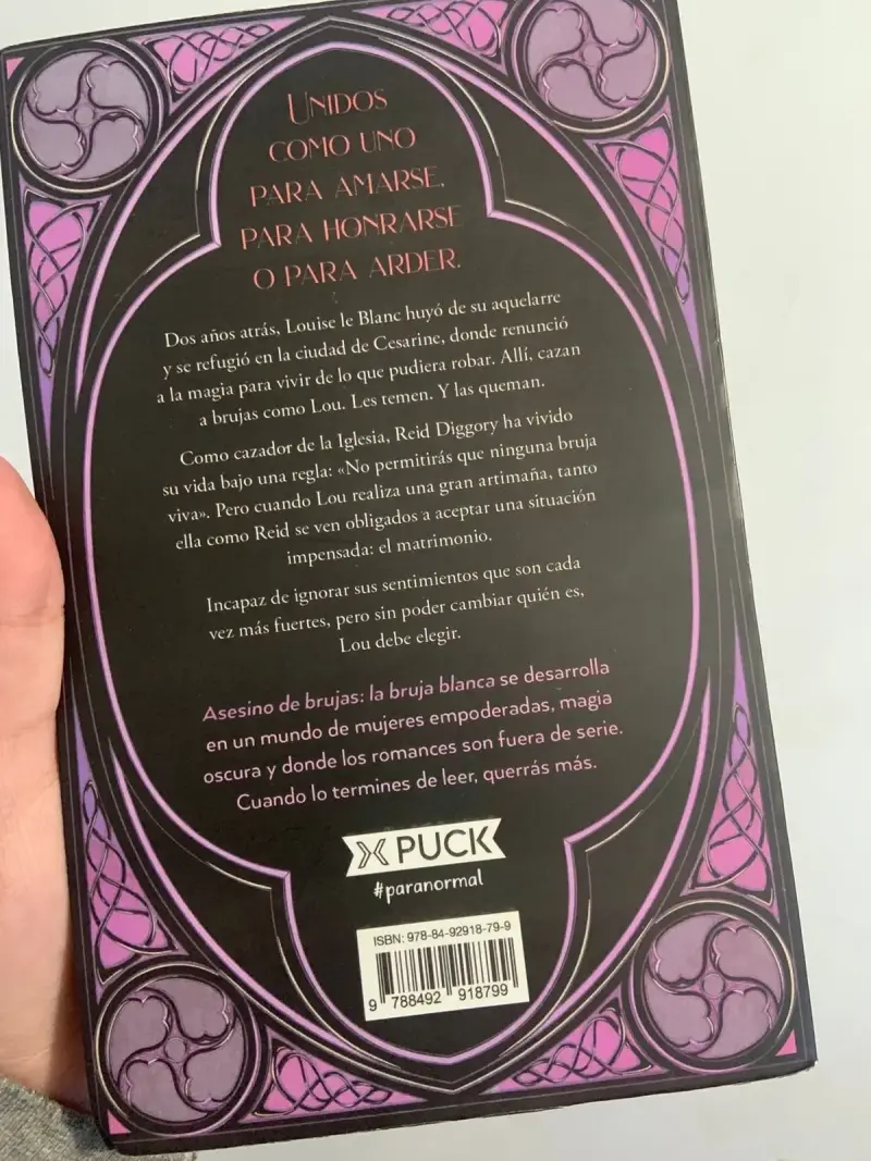 Libro Asesino de Brujas: La Bruja Blanca - 2