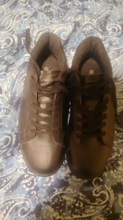 Zapatillas negras deportivas - miniatura 2