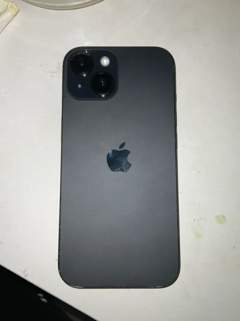 iPhone 15, 128GB - 1