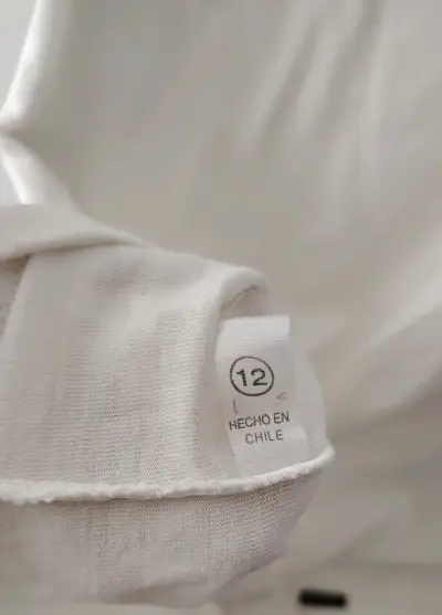 Polera blanca juvenil o niño con bandas - miniatura 5