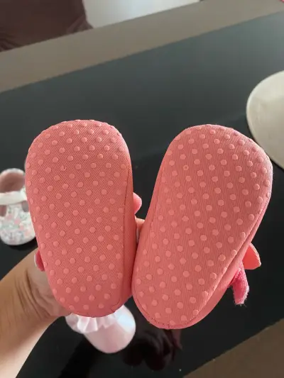 Zapatos de bebé varios colores - miniatura 5