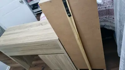 Escritorio con estantería de madera - miniatura 3