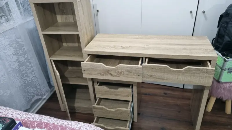 Escritorio con estantería de madera - 5