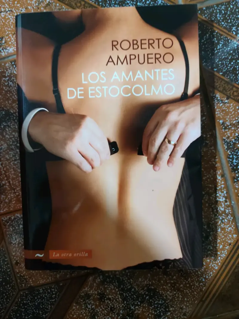 Libro Los Amantes de Estocolmo