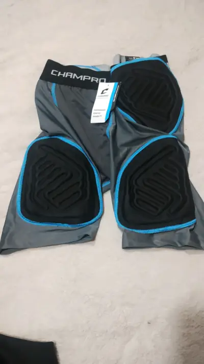 Pantalones deportivos acolchados - miniatura 3