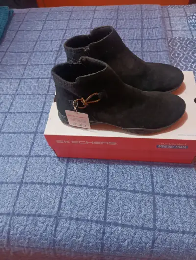 Botines Skechers negros nuevos - miniatura 3