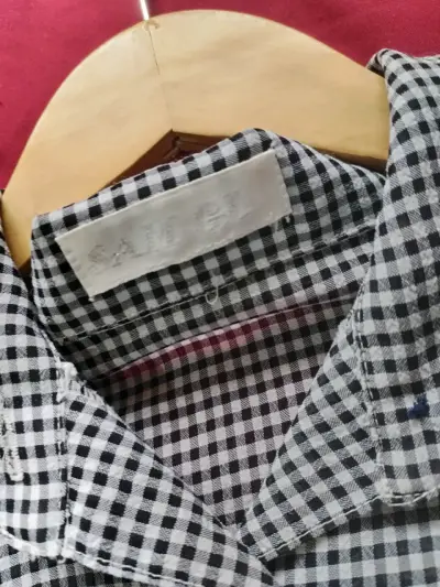 Blusa de cuadros traslucida - miniatura 2
