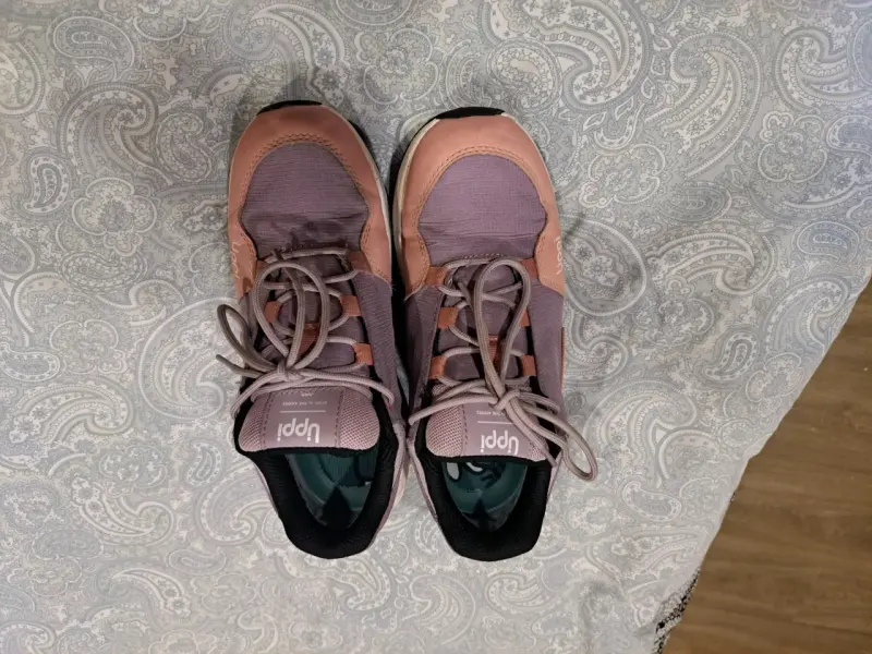 Zapatillas deportivas rosas y lilas - 1