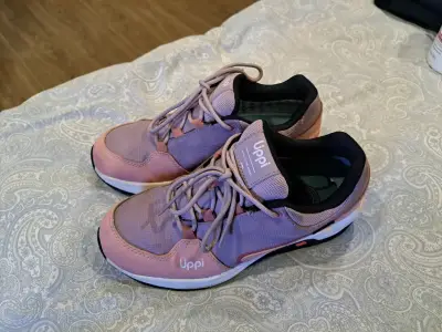 Zapatillas deportivas rosas y lilas - miniatura 3