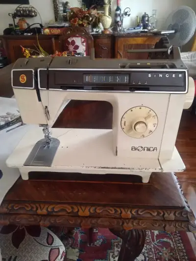 Maquina de coser Singer para reparar - miniatura 2
