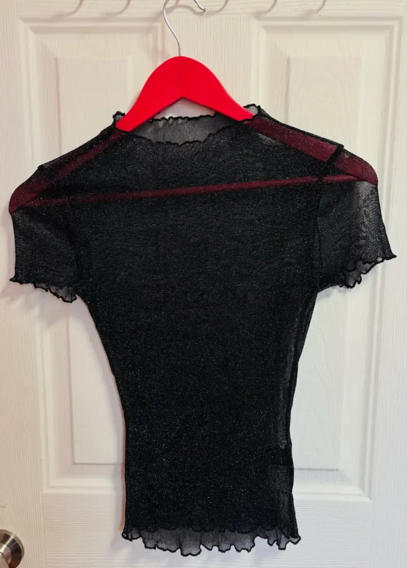 Polera transparente negra brillante