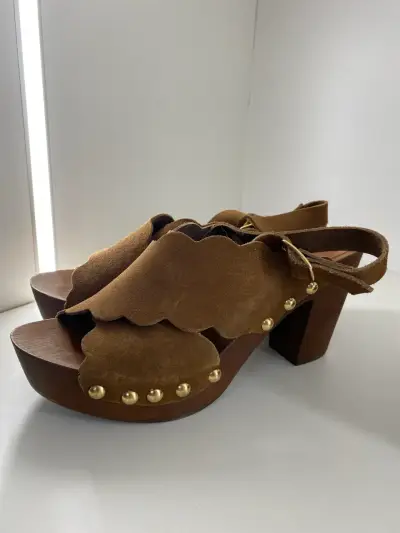 Chalas y zapato formal - miniatura 1
