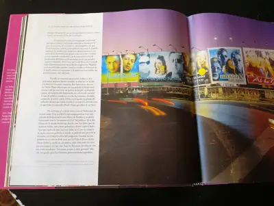Libro 'La India' a color - miniatura 3