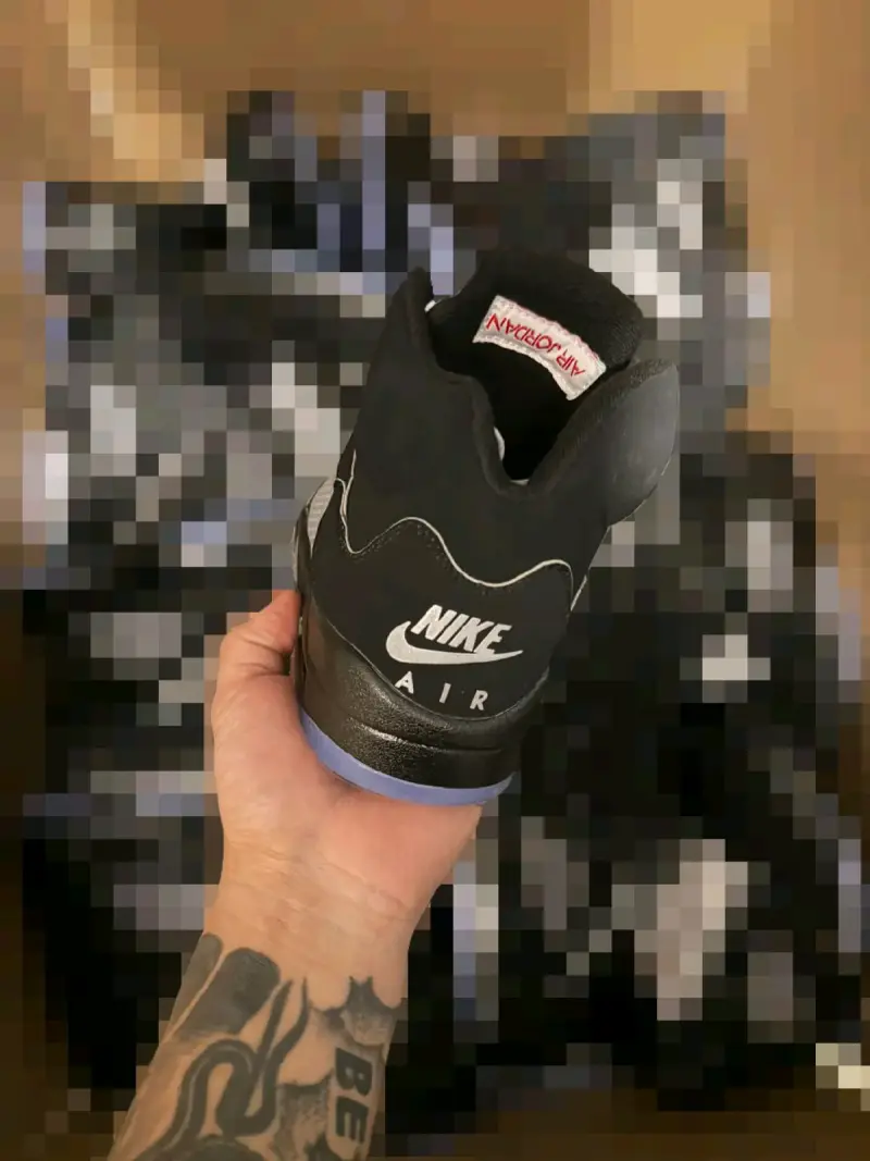 Jordan retro 5 Black Metallic Reimagined - 2