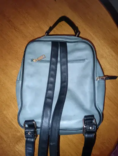 Mochila azul estilo urbano - miniatura 2